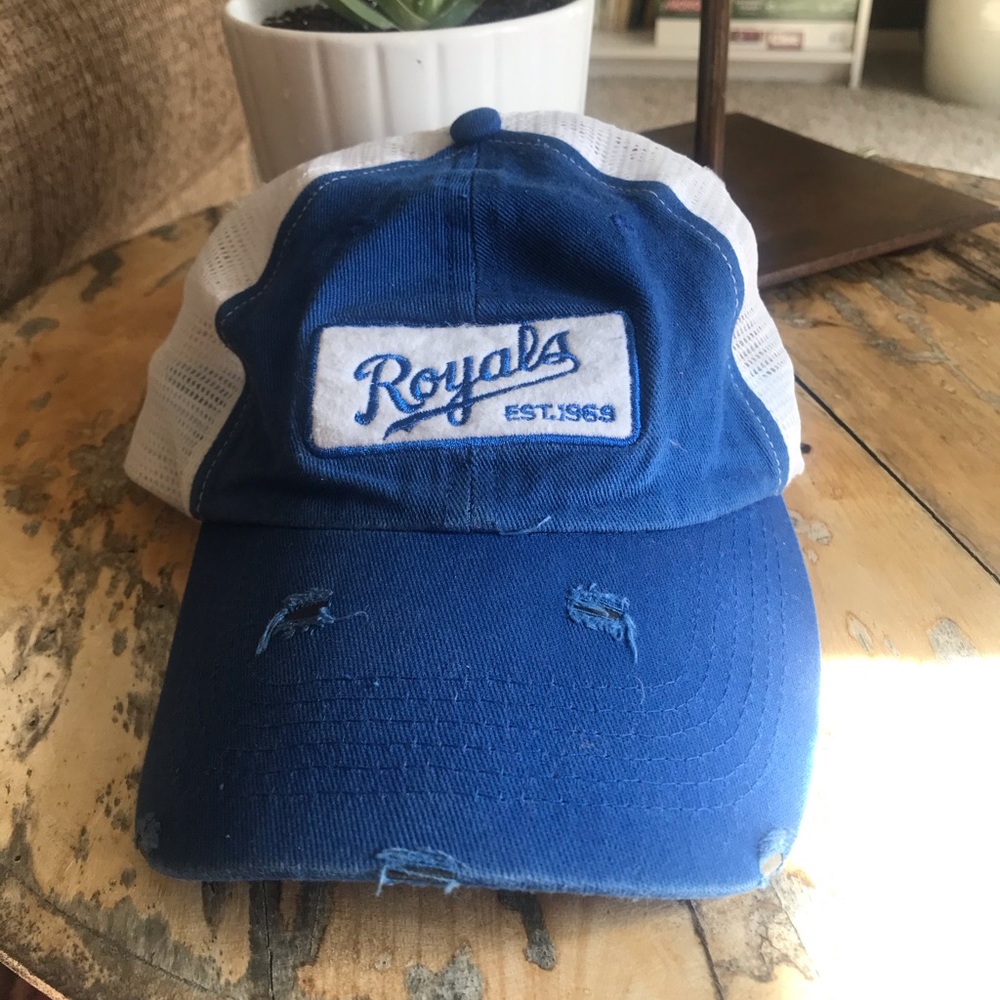 ✨HP✨KC Royals Trucker Hat